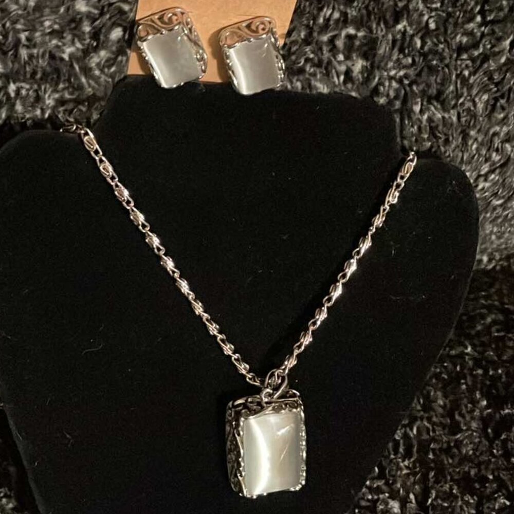 Vintage Necklace & earrings set